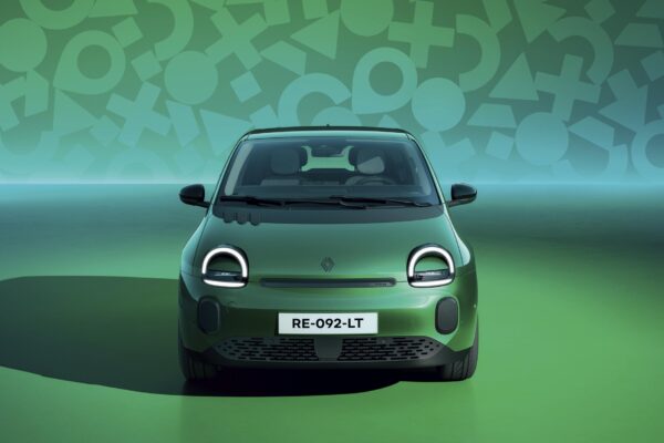 RENAULT TWINGO E-TECH ELECTRIC (06)